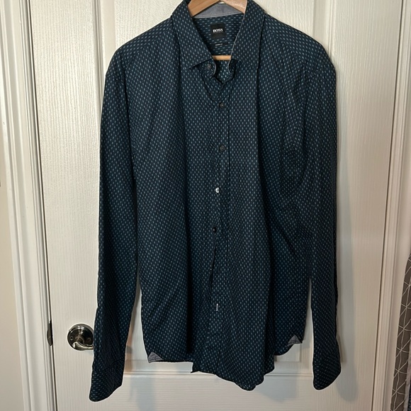 Hugo Boss shirt - Picture 2 of 5